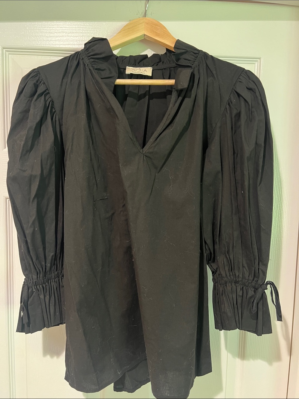 Black Puff-Sleeve V-Neck Blouse with Ruffle Collar